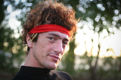 Pity en la producción de tapa para la RS120, marzo de 2008