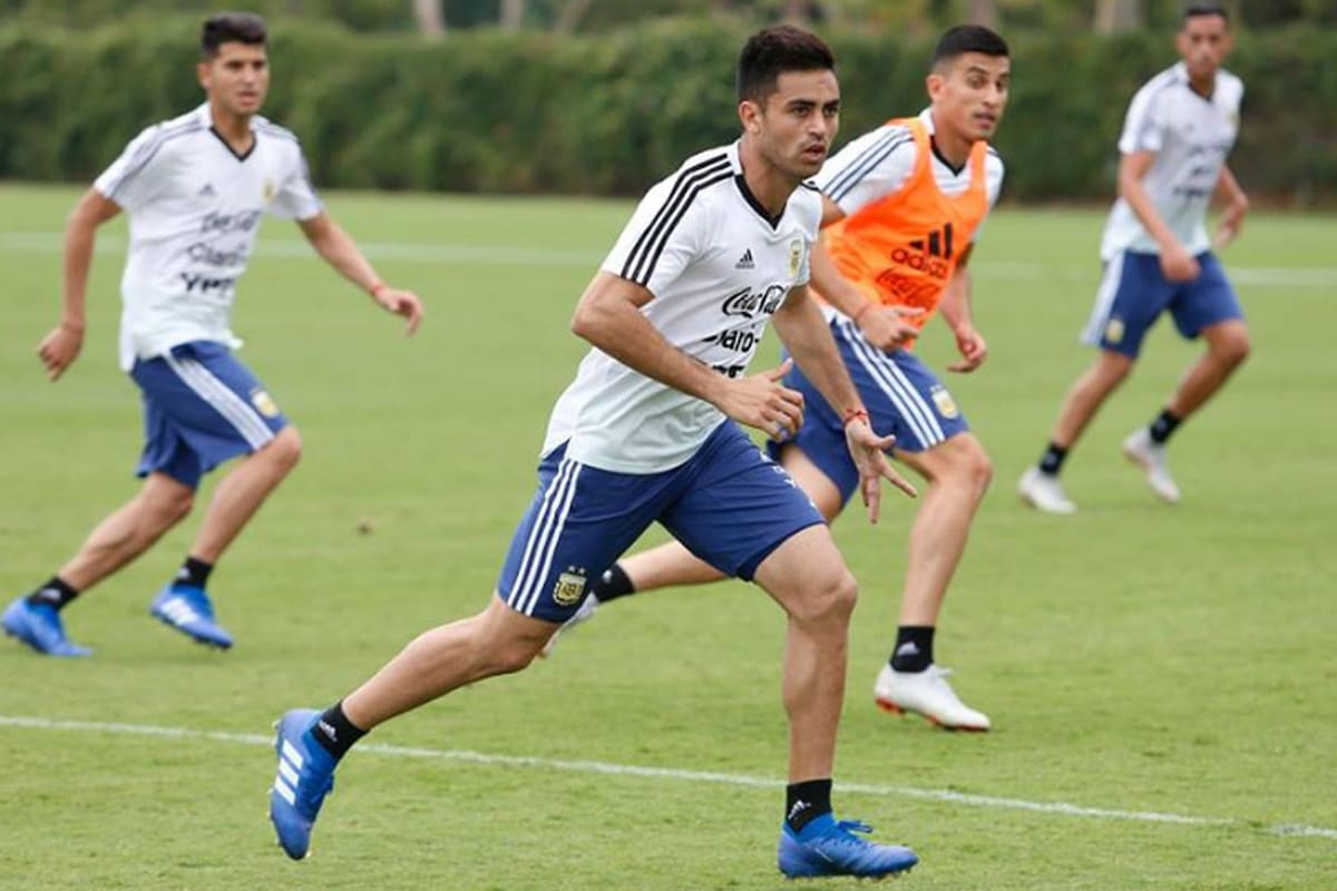 Pity Martínez debutará con la camiseta argentina esta noche, ante Venezuela