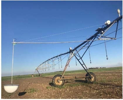 Pivot de riego equipado con el radar de penetración terrestre