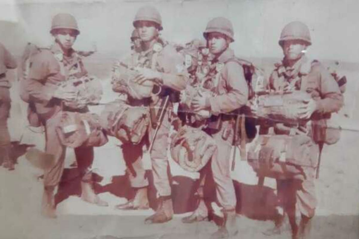 Pizarro (el primero a la izquierda) con sus compañeros