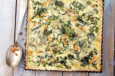 Quiche de espinaca con piñones