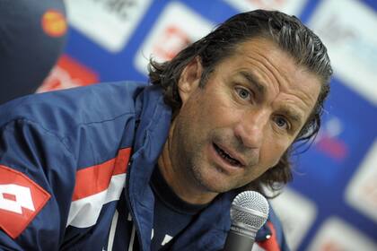 Pizzi, en conferencia