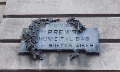 Placa del segundo premio a la mejor fachada, 1922
