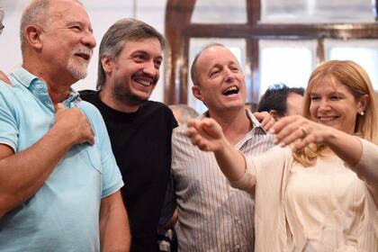 Plaini, Kirchner, Insaurralde y Magario, ayer, en La Matanza