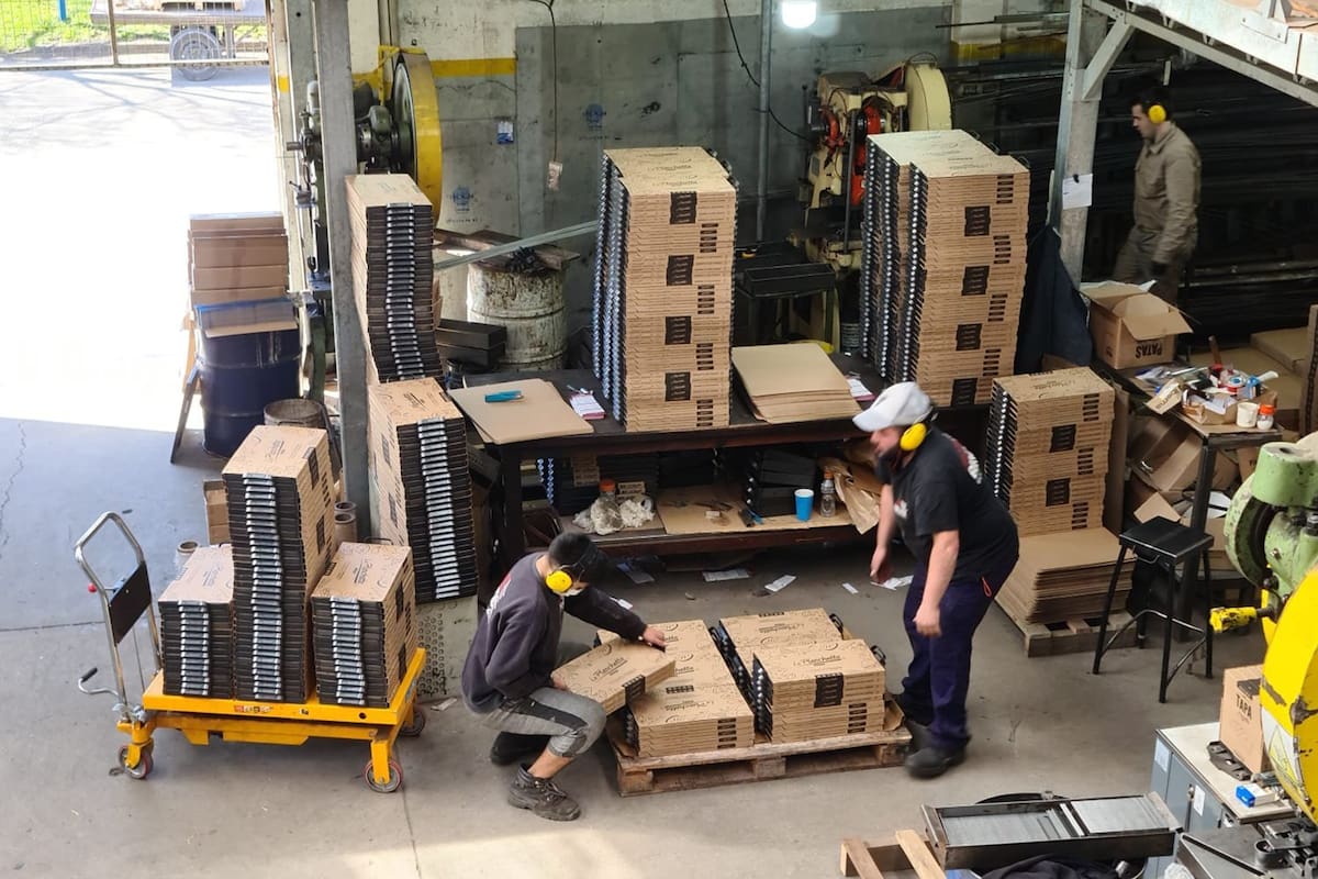 Planchas, preparadas para su traslado