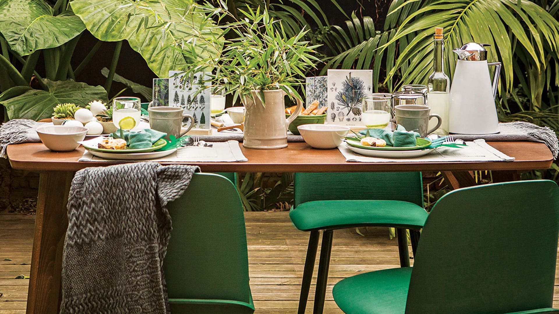 Planeamos un desayuno de Pascua en tonos de verde, para conectarnos con la vida que no cesa.