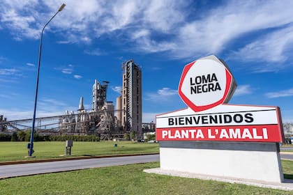 Planta de Loma Negra en Olavarría, bautizada en referencia a María Amalia Sara Lacroze de Fortabat (“Amalita”)