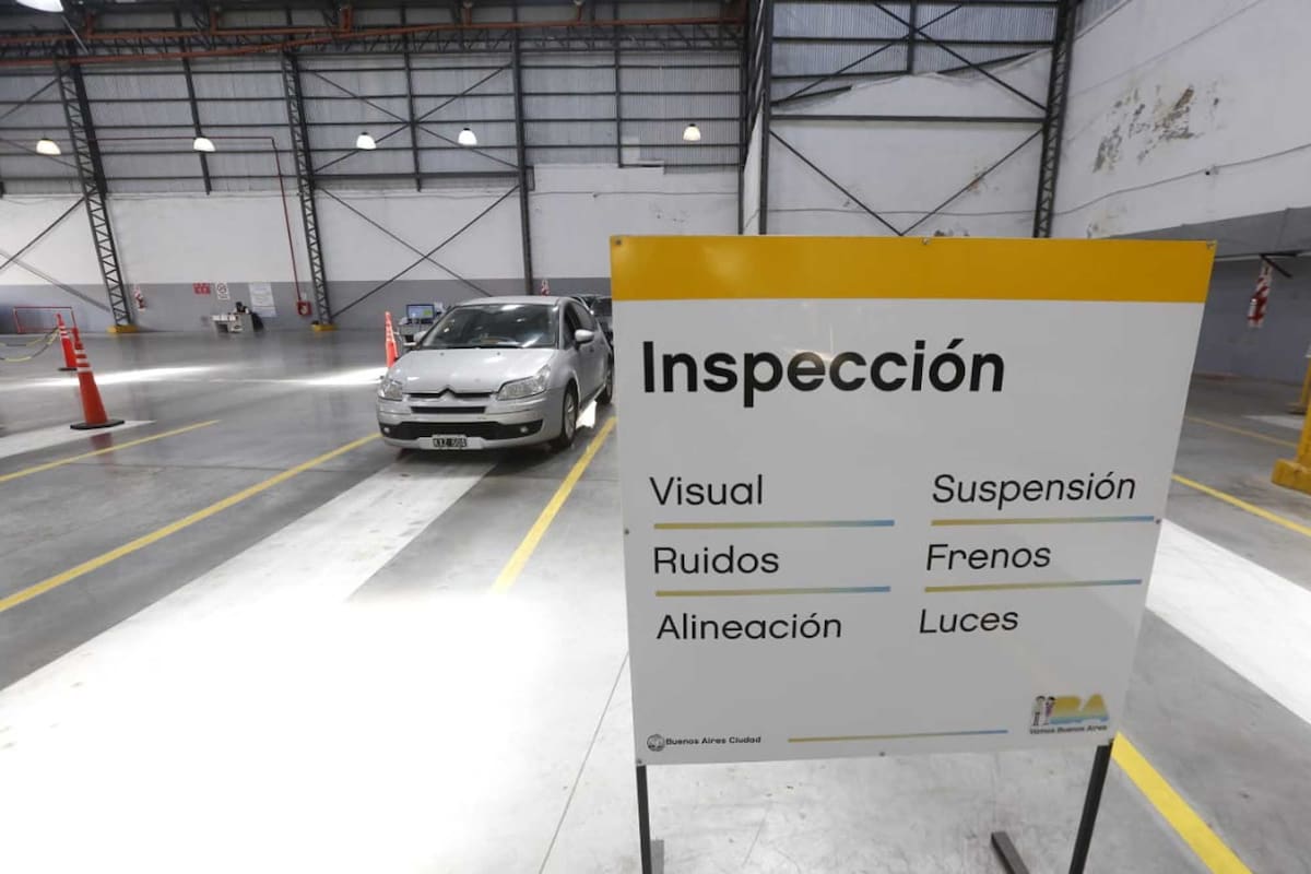 Planta de VTV (verificación técnica vehicular) en calle Donado al 900