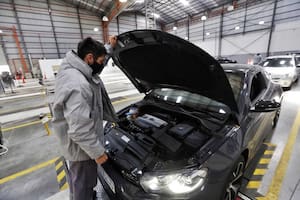 Planta de VTV (verificación técnica vehicular) en calle Donado al 900