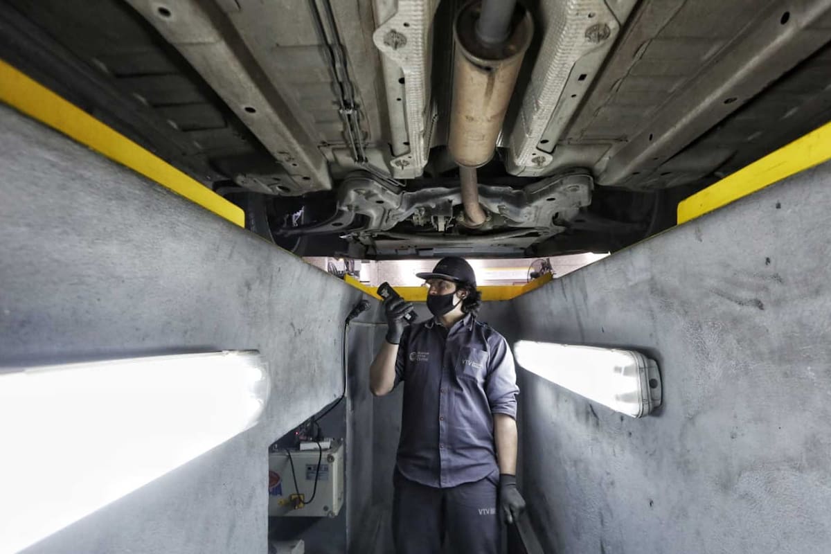 Planta de VTV (verificación técnica vehicular) en calle Donado al 900