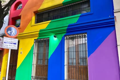 Plantea la posibilidad de practicar una mejor convivencia y de sumar un lugar de integración para el colectivo de personas lesbianas, gays, bisexuales y trans (LGBT) que ha sido históricamente relegado