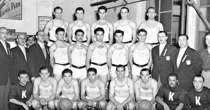Plantel argentino campeón mundial de básquetbol en 1950