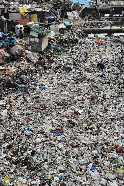 En fotos: impactantes imágenes de la masiva contaminación de plástico en los océanos