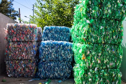 Plásticos para ser reutilizados, en la cooperativa de recicladores Creando Conciencia de Benavídez, Tigre