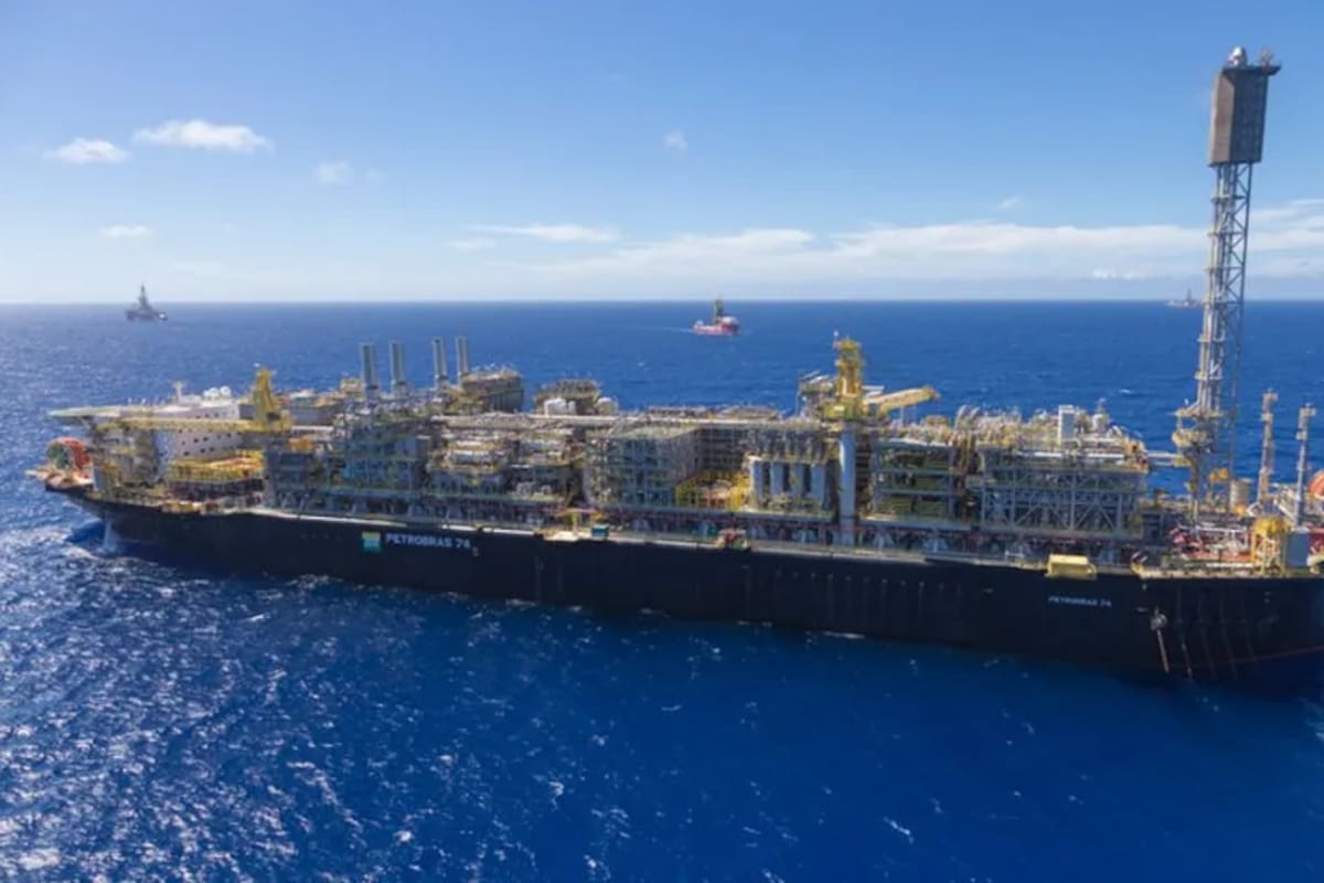 Plataforma marina en Bacia de Santo