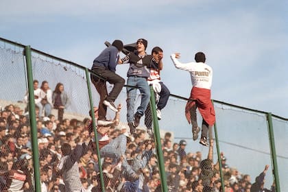 La pasión de los hinchas de Platense, de ayer a hoy