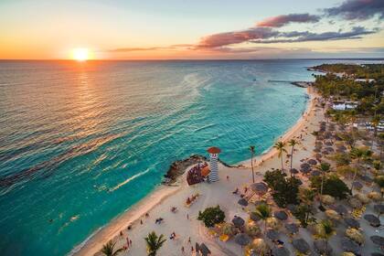 Playa Bávaro, una de las más reconocidas en República Dominicana y que ostenta el lugar 99 en el ranking de Beach Atlas
