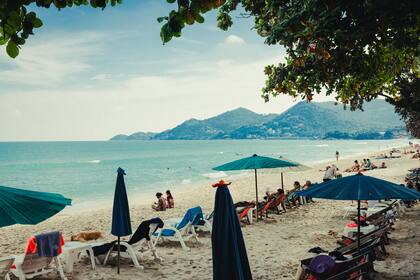 Playa Chaweng en Koh Samui, Tailandia, la isla donde se filmó gran parte de la tercera temporada de "The White Lotus". (Tanveer Badal/The New York Times)
