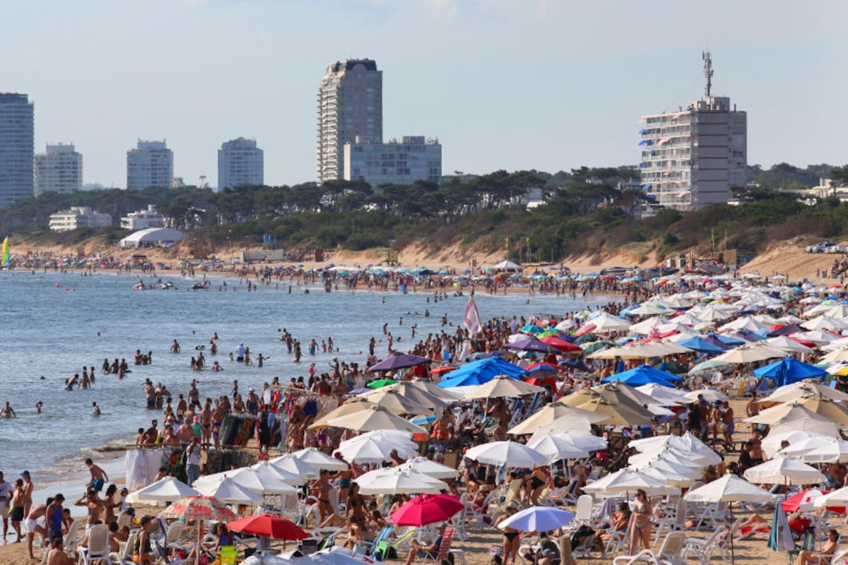 Playa Mansa, ayer y como todas las temporadas, se convirtió en uno de los puntos elegidos por los turistas