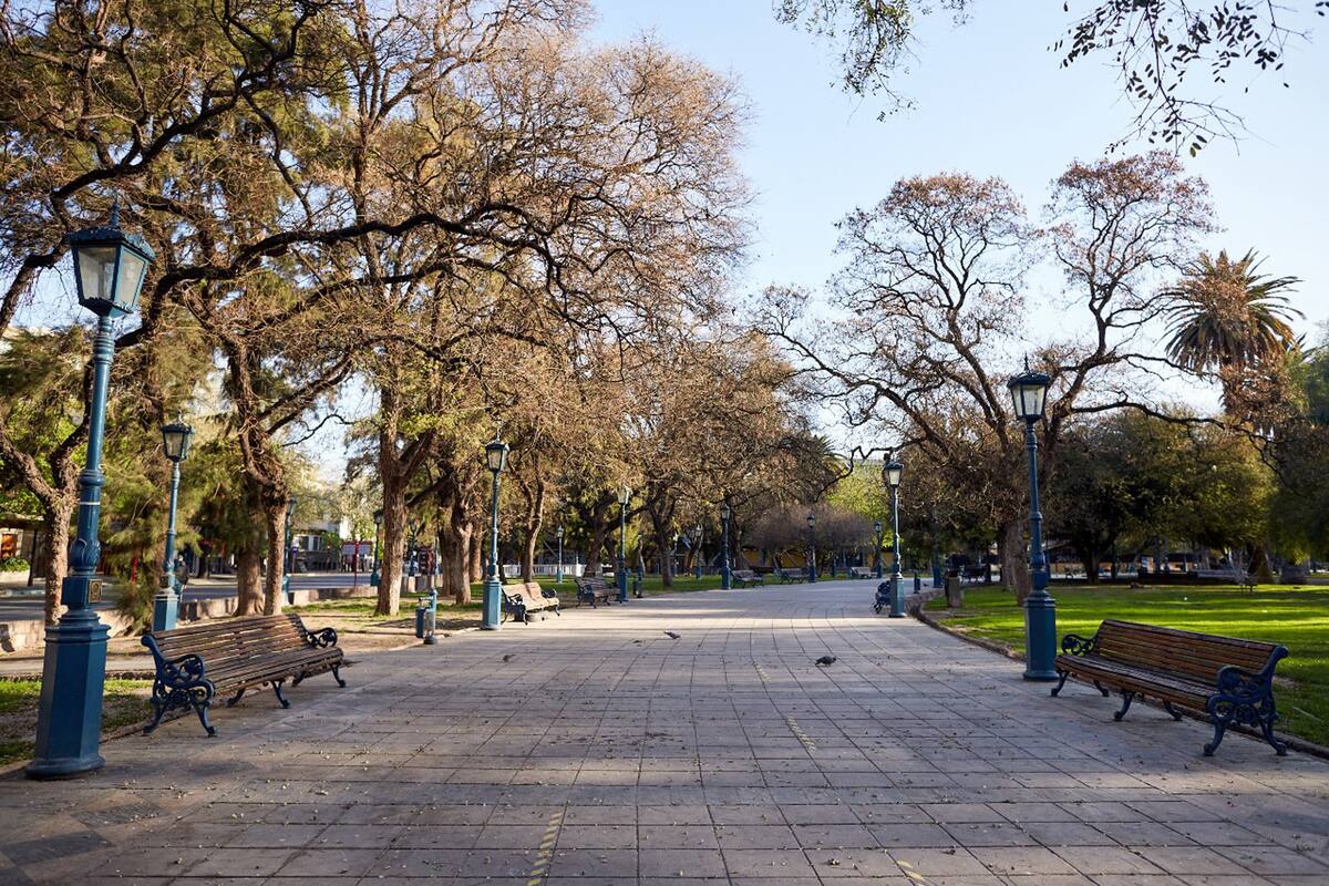 Plaza Independencia sin gente