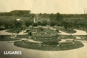 Plaza Mitre de San Isidro en la década del 20.