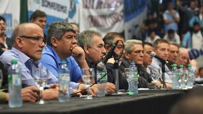 El plenario de la CGT en Ferro
