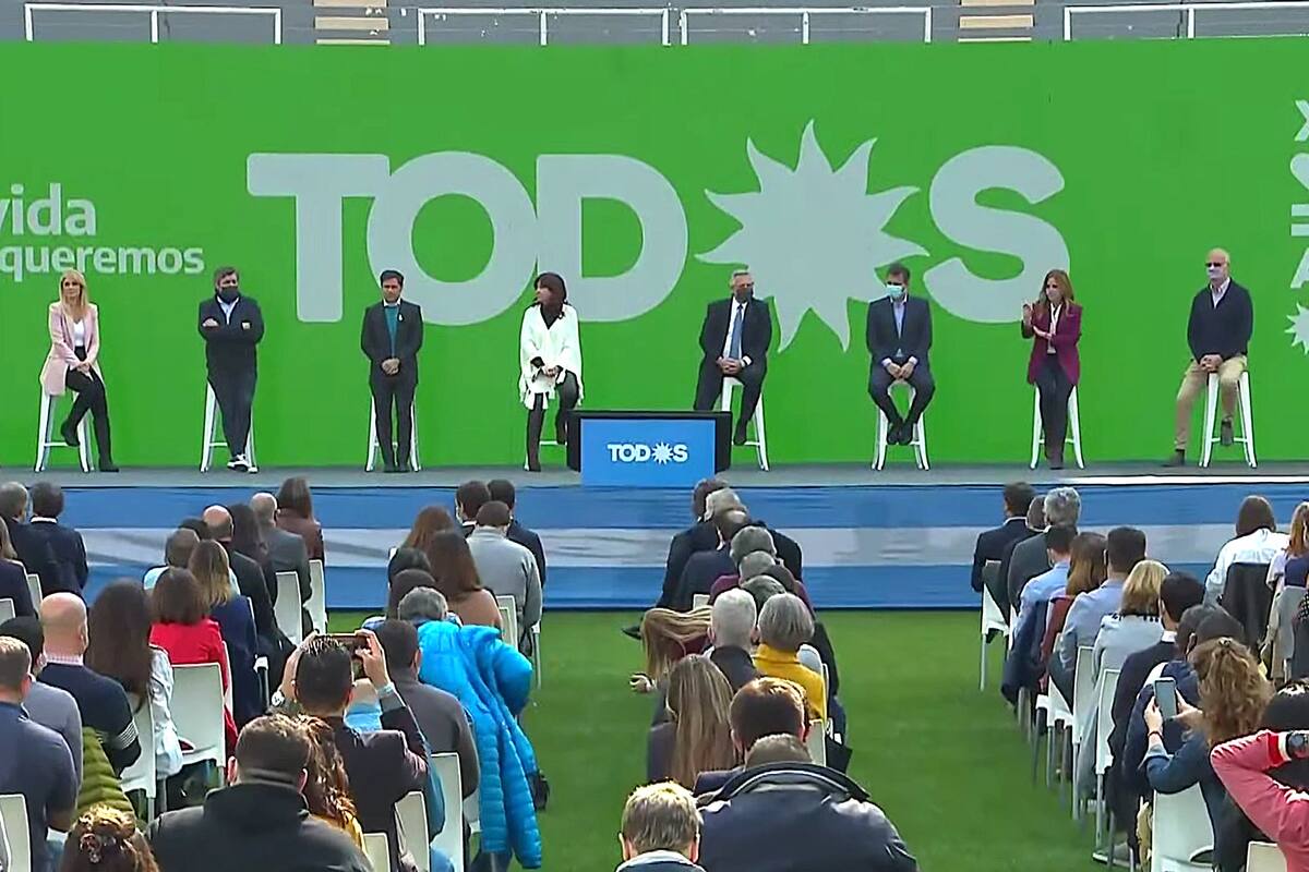 Plenario del Frente de Todos en La Plata, en agosto de 2021