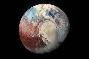 Plutón tal como lo fotografió la sonda New Horizons de la NASA en 2015, después de viajar 9 años por el espacio