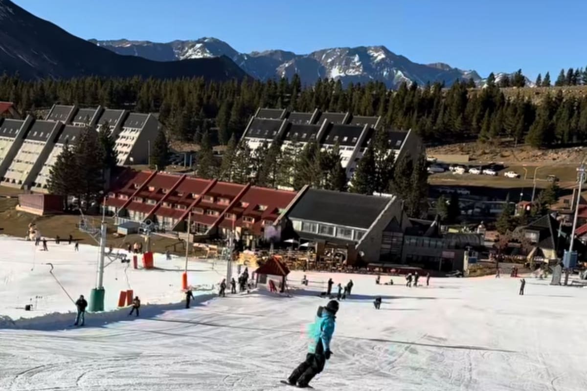 Poca nieve en Las Leñas, aunque tiene algunas pistas habilitadas para disfrutar del esquí