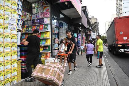 Pocas ventas en el barrio de Once