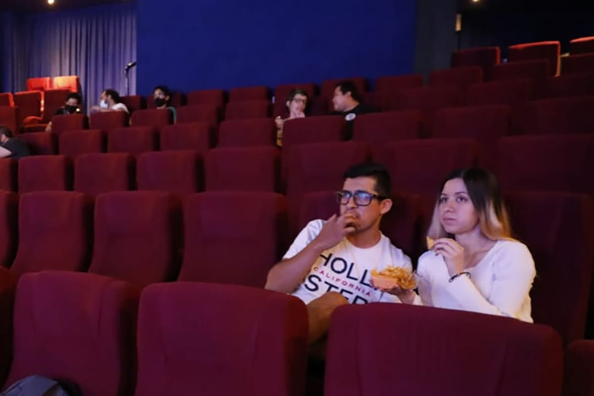 Poco público: una imagen tomada en una reciente función, en una sala de cine porteña
