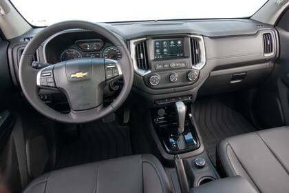 Pocos cambios. En el interior, salvo algunos revestimientos, la Z71 no muestra mayores modificaciones