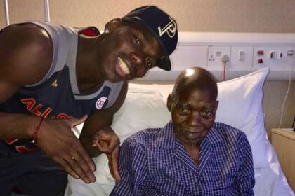 Pogba recibió una oleada de insultos racistas tras fallar un penal y se descargó en las redes sociales