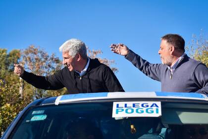 Poggi durante una caravana en San Luis