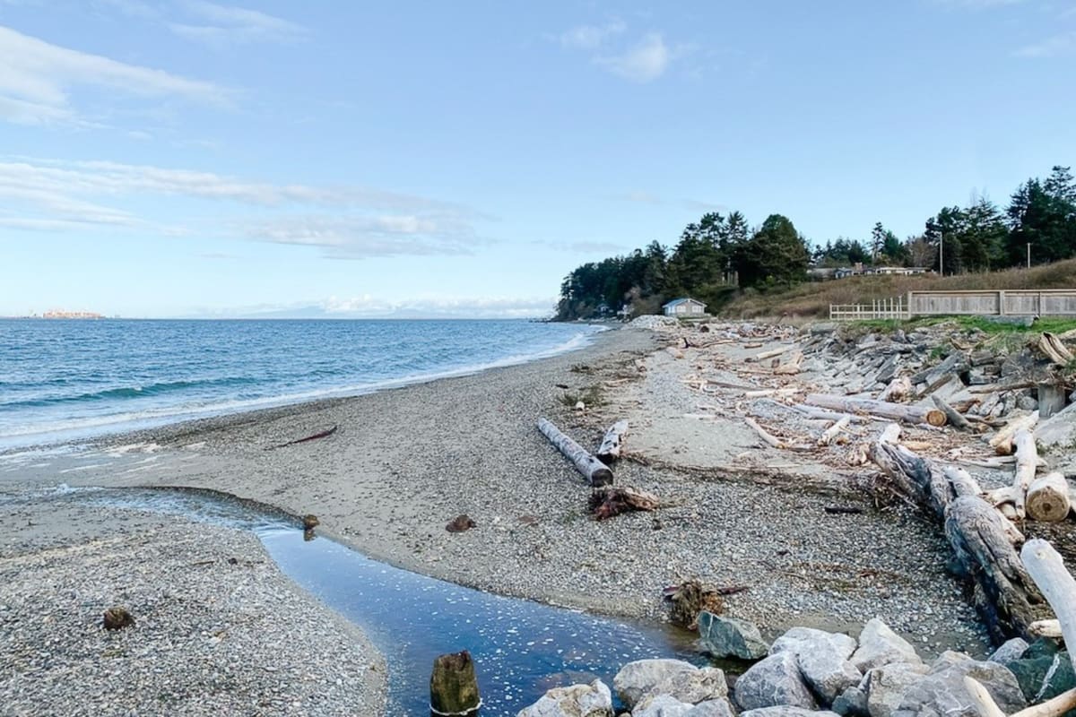 Point Roberts es un pequeño pueblo que canadienses y estadounidenses visitan regularmente por sus atractivos naturales