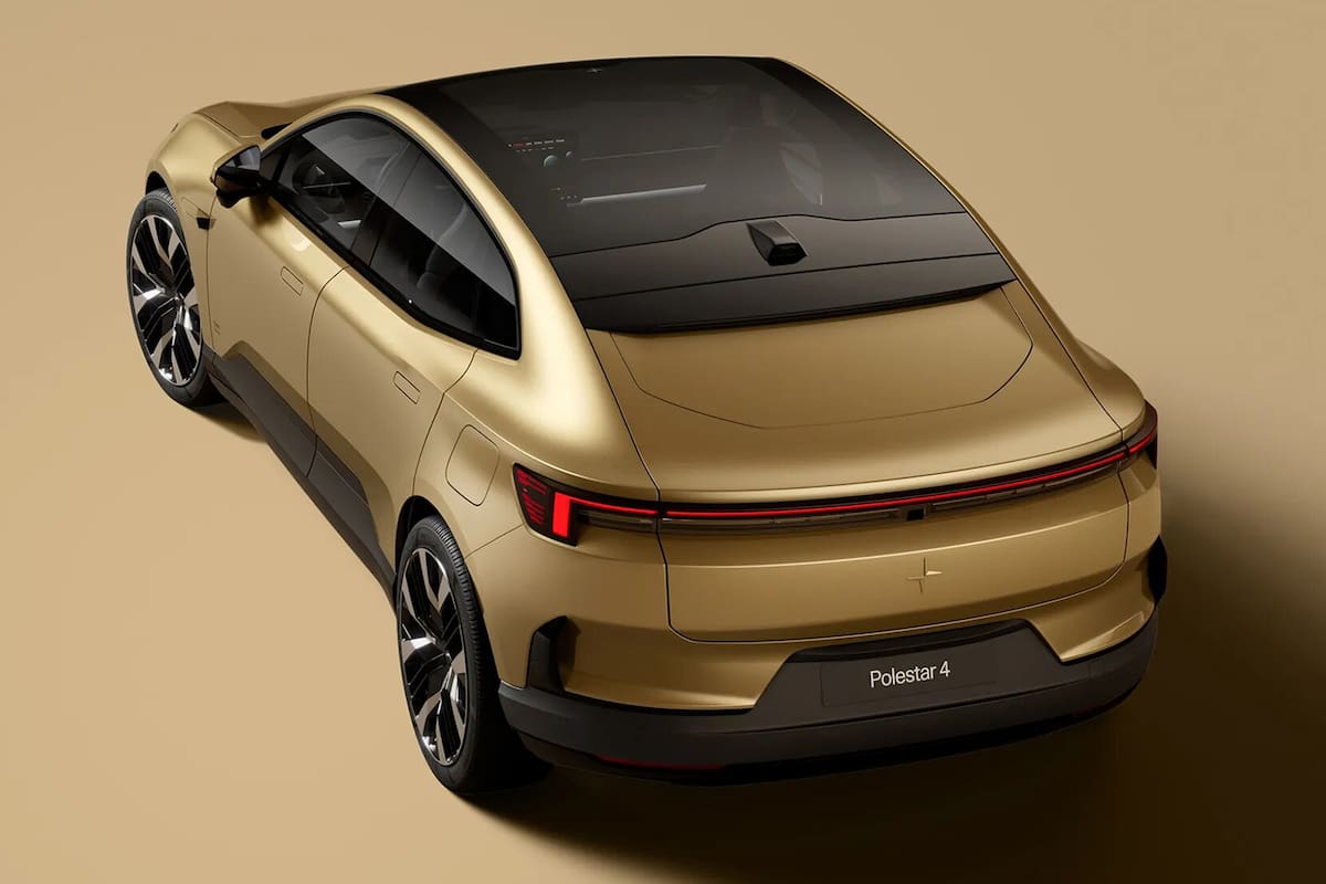 Polestar 4, sin luneta trasera, uno de los modelos exhibidos en el Salón de Shanghái