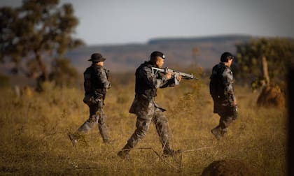 Policías militares de Brasil en las tareas de búsqueda