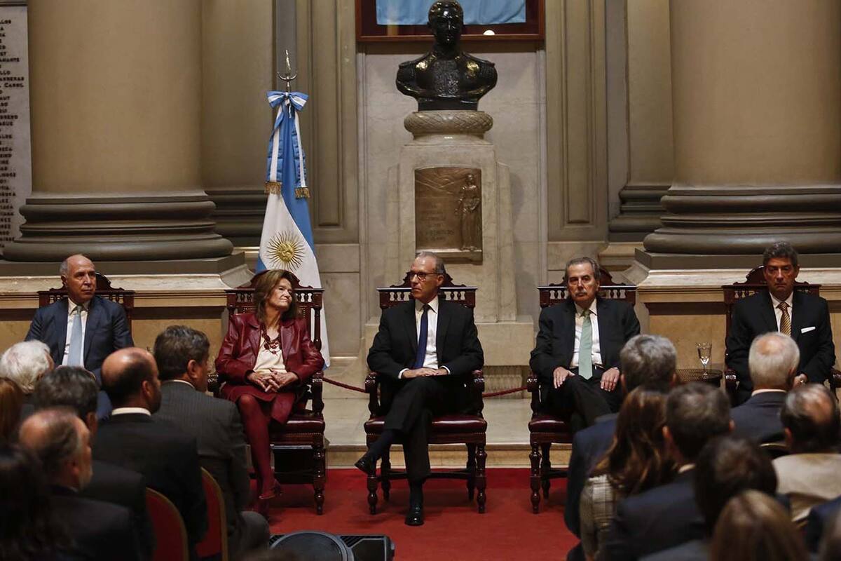 POLITICA.
La Corte Suprema de Justicia de la Nacion con Carlos Rosenkrantz, la vicepresidenta , Elena Highton de Nolasco, y los ministros Juan Carlos Maqueda, Ricardo Lorenzetti y Horacio Rosatti.
19/03/19
FOTO: Fernando Massobrio