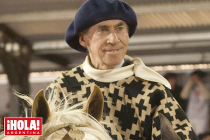 Polito es reconocido por su amor a los caballos, el campo y las tradiciones. Creó su propio método de doma y por sus manos pasó incluso Cuartetera, la icónica yegua de Adolfo Cambiaso