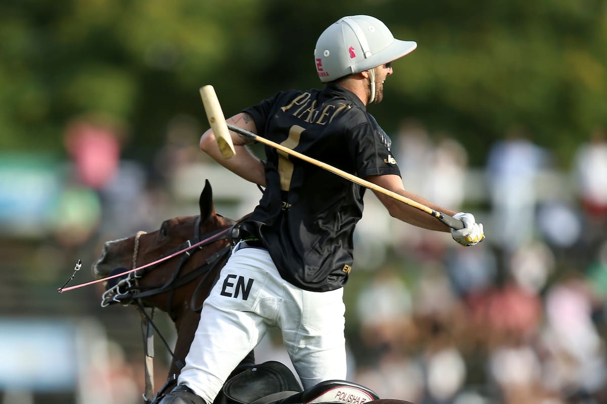 Polito Pieres festeja con la camiseta de Ellerstina; la final de Hurlingham 2017 lo tuvo como héroe de la conquista de La Z con una remontada.