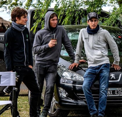 Jeta y Barto con el primo Poroto Cambiaso, con quien tienen una excelente relación y compartirán equipo en el futuro