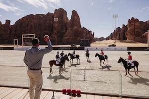 Polo en el desierto: para 2030 se espera contar con canchas de céped y un centro ecuestre