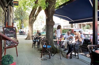La impensada calle de un barrio top en la que hay oportunidades para alquilar un local por la cantidad que hay vacíos