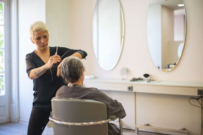 Poner en práctica este cronograma puede ayudar al cuidado del cabello