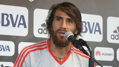 El look de Ponzio, motivo de bromas por parte de Gallardo: gracias al Muñeco se volvió a sentir importante en River