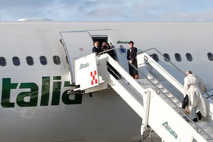 El papa Francisco partió de Roma rumbo a Panamá, donde lo esperan unos 200.000 jóvenes católicos de 155 países para una nueva edición de la Jornada Mundial de la Juventud (JMJ)