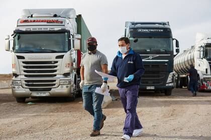 Por ahora, los resultados de laboratorio indican que el camionero mendocino no contagió a su familia, a pesar de ser el nexo epidemiológico clave.