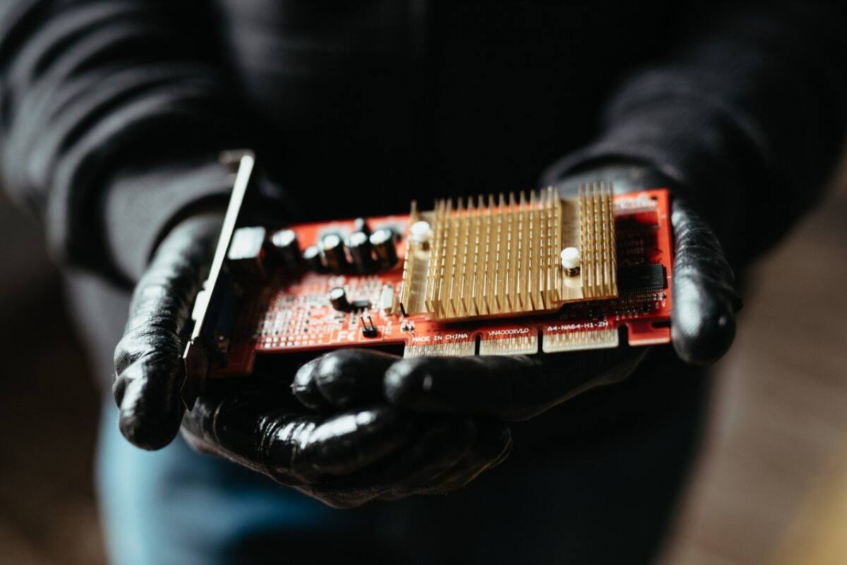 Por cada tonelada de celulares descartados se puede obtener aproximadamente 200 gramos de metales preciosos