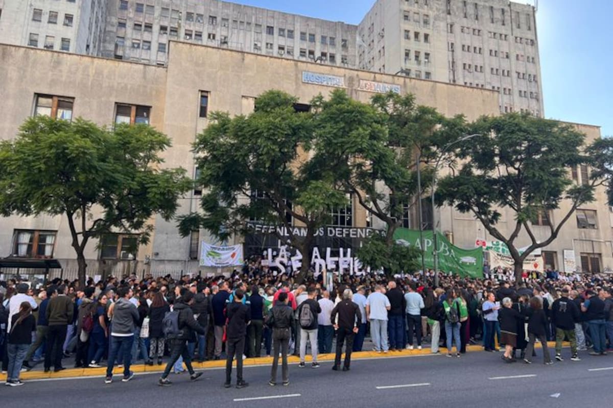 Por el hospital a diario pasan unos 1000 pacientes