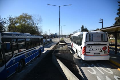 Por el Metrobus circularán 12 líneas de colectivos